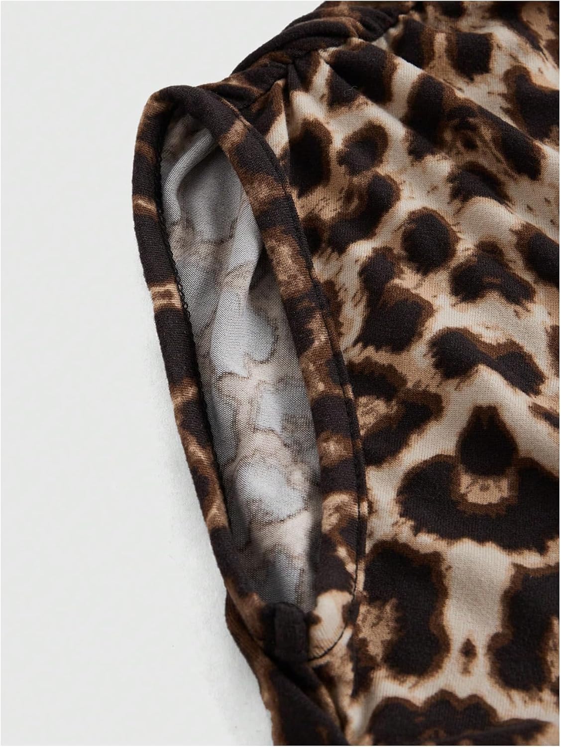 Floerns Women's Y2K Leopard Asymmetrical Neck T Shirt Sleeveless Cheetah Ruched Tee Shirts