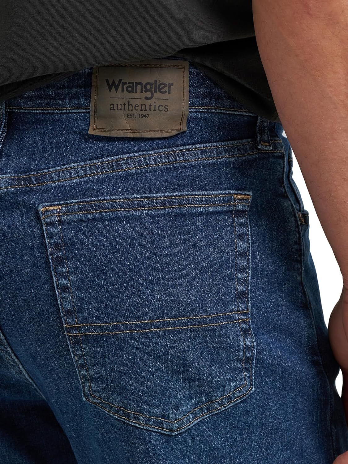 Wrangler Authentics Men's Regular Fit Comfort Flex Waist Jean