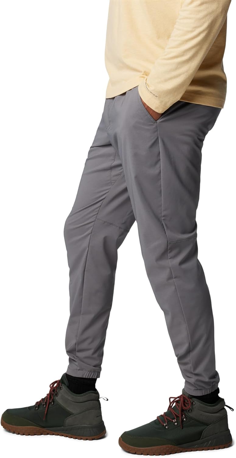 Columbia Men's Sage Peak Pull on Chino Pant