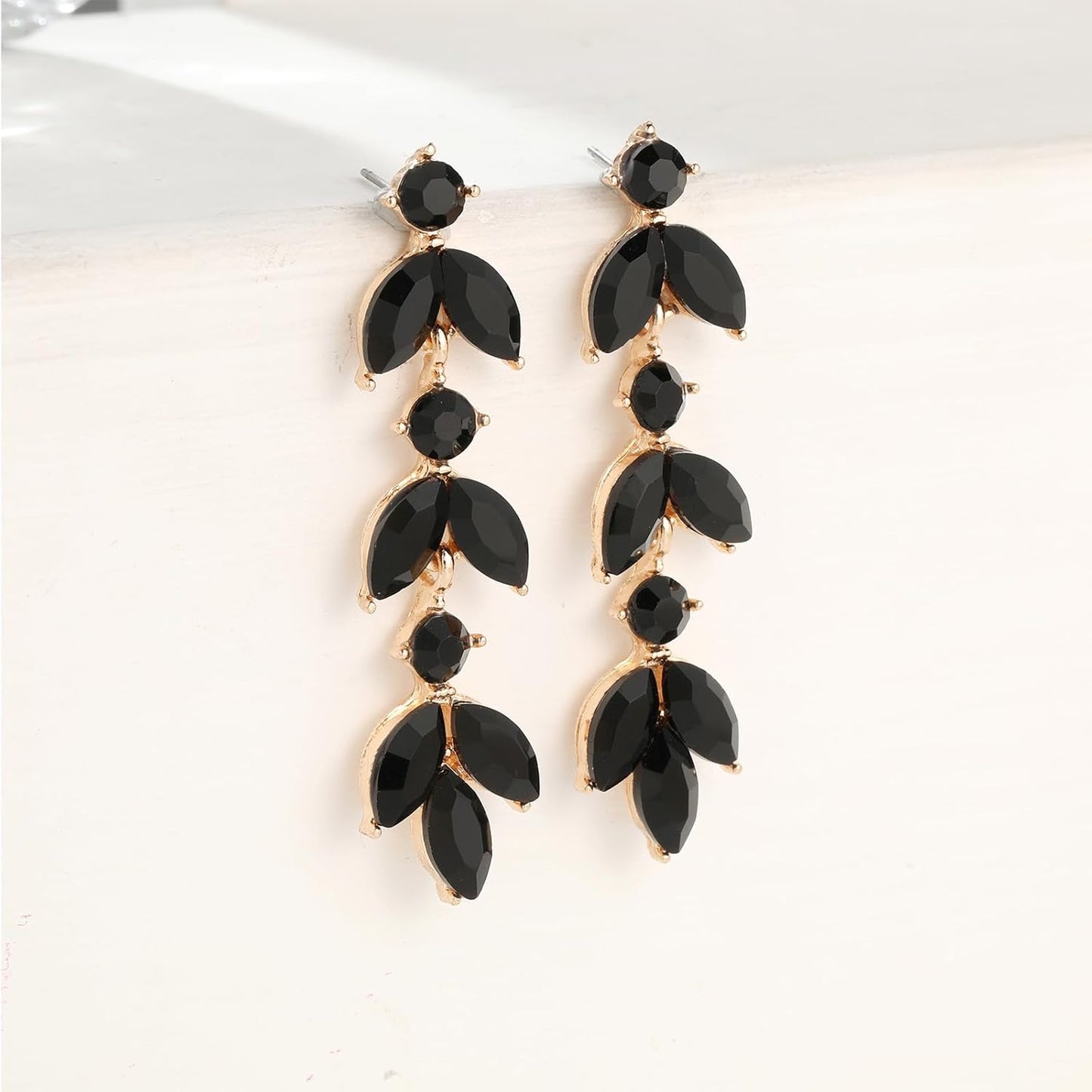 Wedding Rhinestone Dangle Earrings Elegant Bridal Crystal Drop Earrings for Women Bridesmaids Guest Party Prom