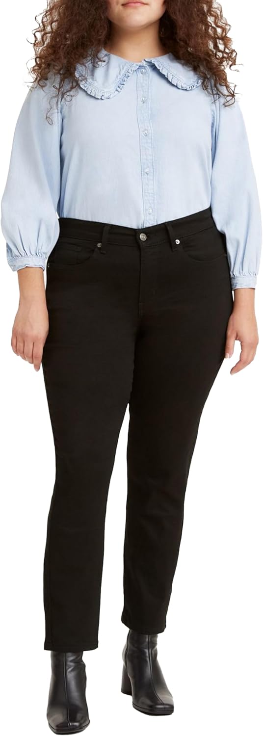 Levi's Women's Classic Straight Jeans