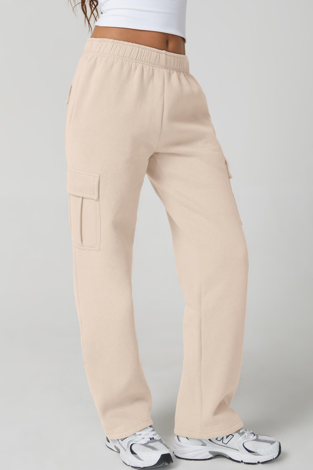 QINSEN Womens Medium Waist Baggy Elastic Waist Sweatpants Casual Fleece Long Pants with Pockets