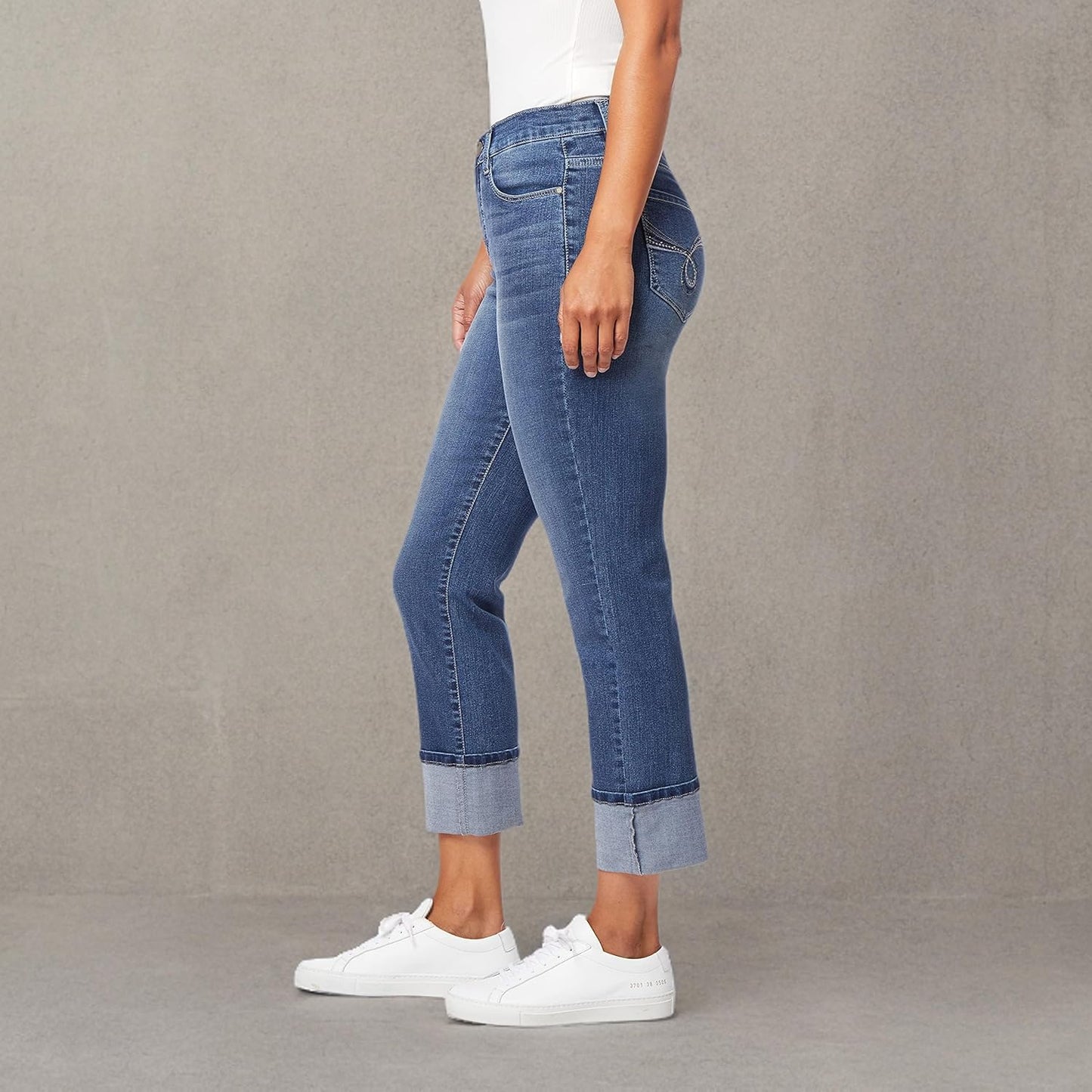 Angels Forever Young Women's Signature Straight Crop Jeans