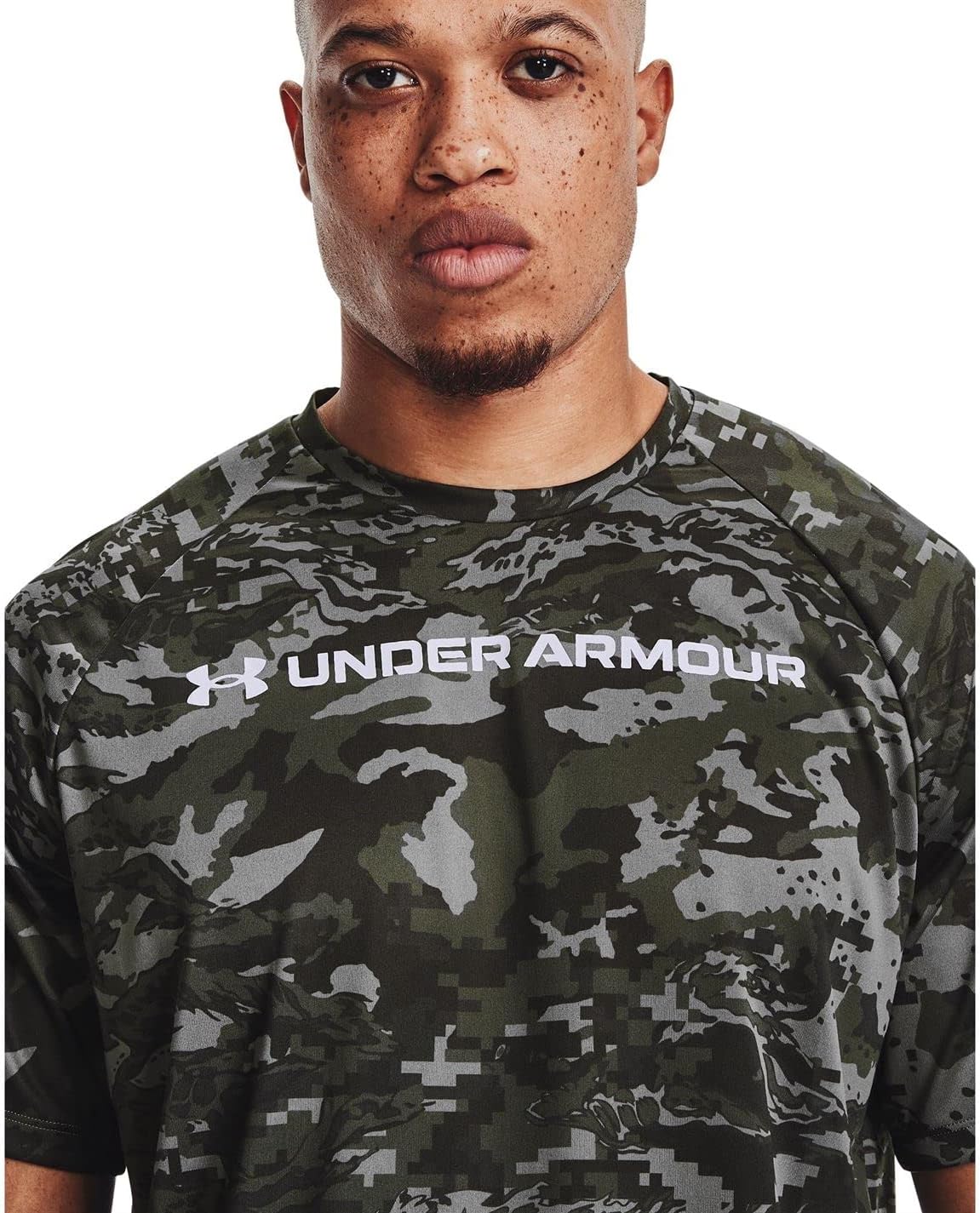 Under Armour Men's UA Tech ABC Camo Loose Fit Short Sleeve Shirt Small