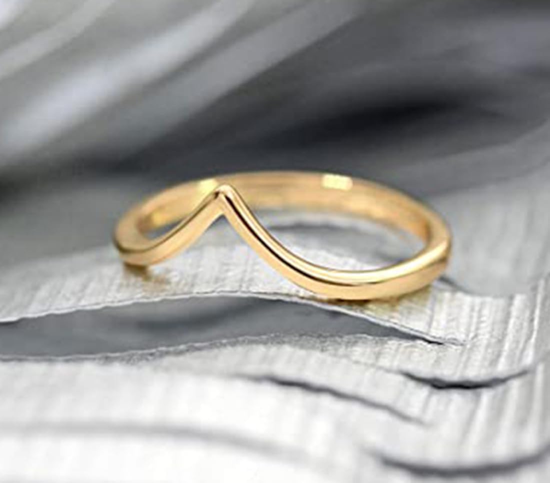 CCBFY Stainless Steel V Shaped Wedding Band Engagement Promise Ring for Women Pointed Chevron Classical Simple Plain Statement Ring