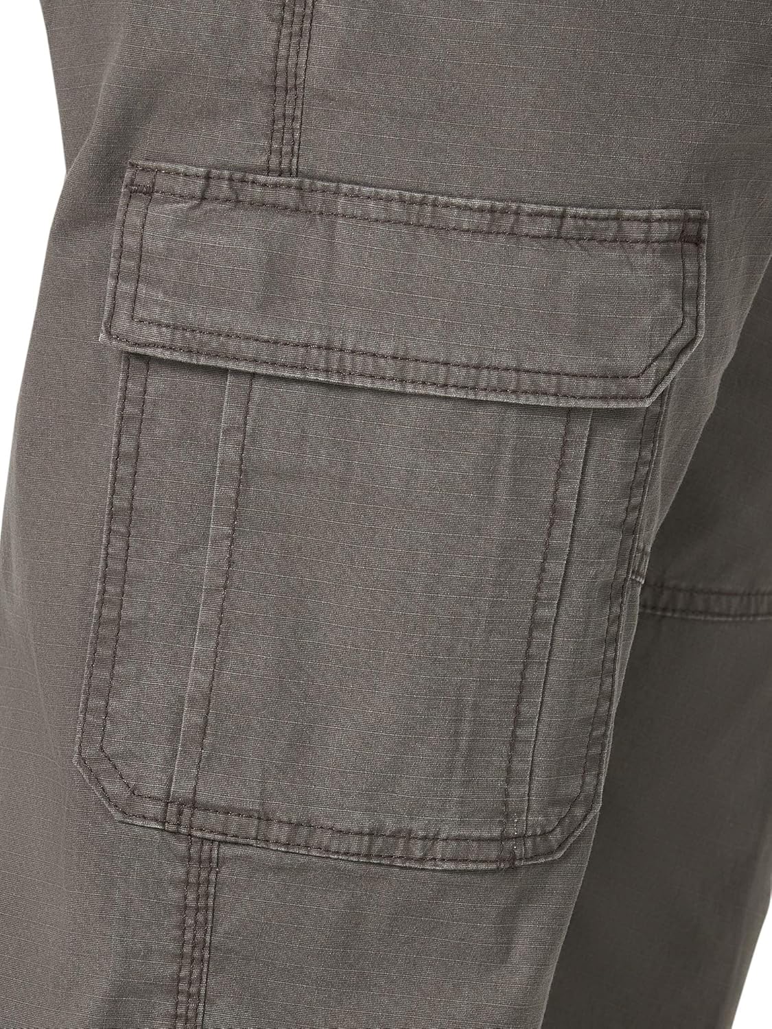 Wrangler Authentics Men's Relaxed Fit Stretch Cargo Pant