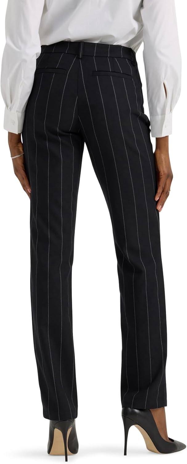 Lee Women's Wrinkle Free Relaxed Fit Straight Leg Pant