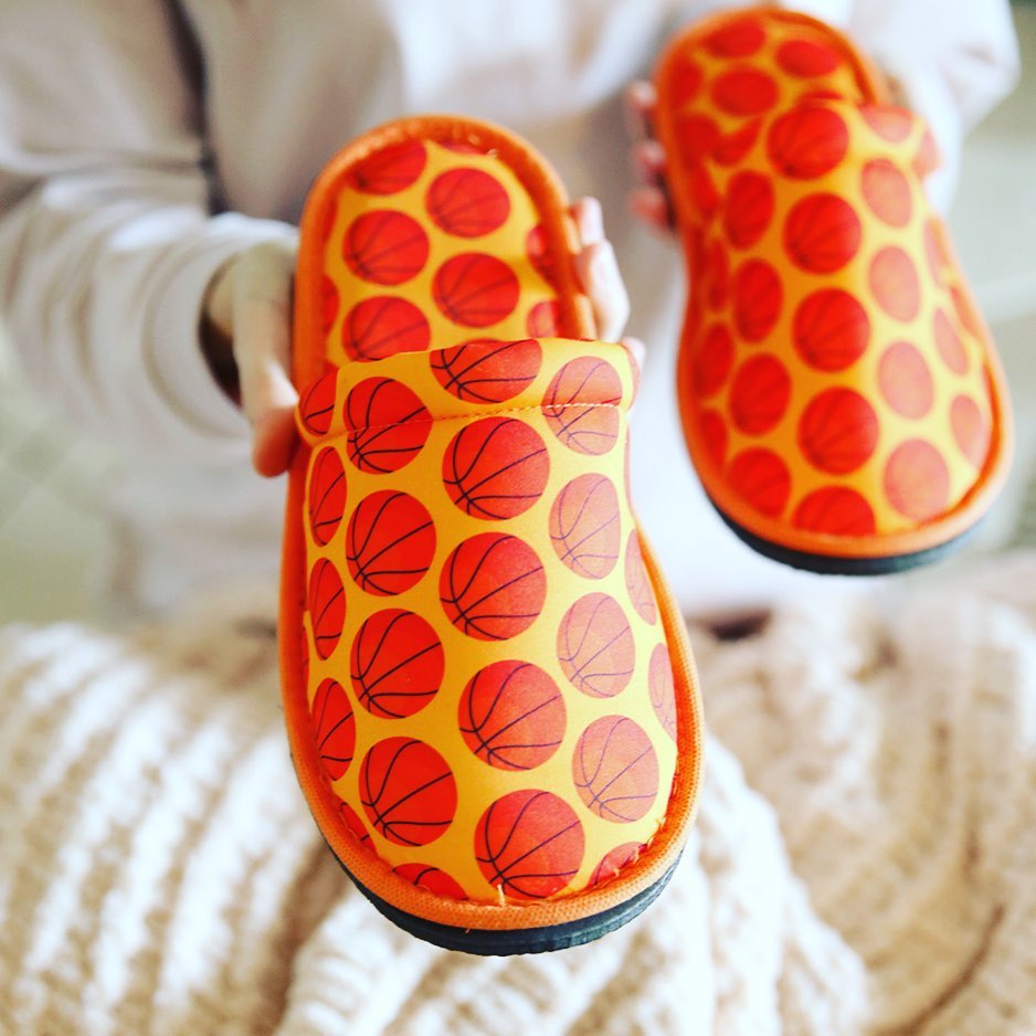 Chochili Men Basketball Home Slippers Red and Orange Lightweight Silent Walk Size 8 to 10 - supplyity