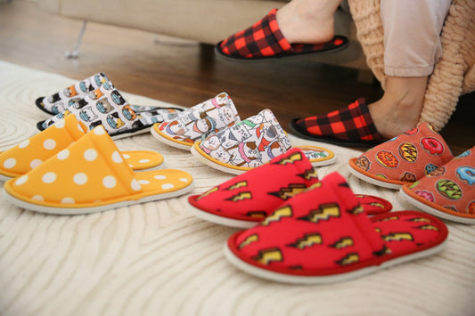 When you wear Chochili slippers, your feet are kept warm and heat loss is reduced, which helps to keep blood flowing to the nose as it normally would and allows your body’s defenses to fight off diseases and illnesses more successfully