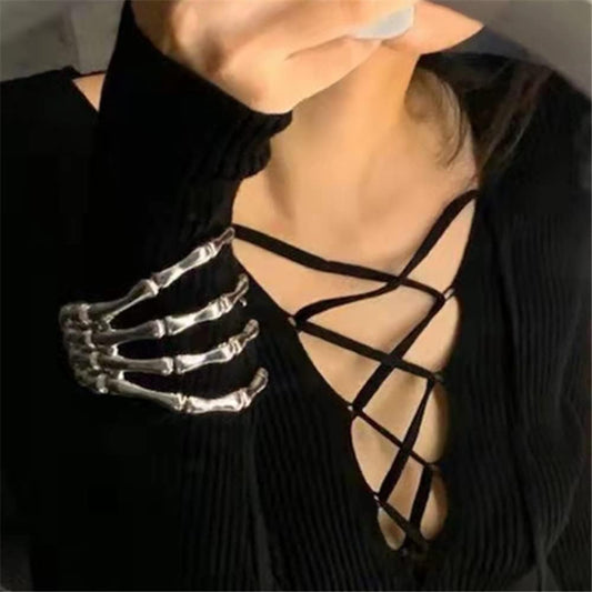 Bethynas Gothic Silver Devil Claw Bracelet Punk Retro Skull Skeleton Bangle Open Bone Arm Cuff Halloween Costume Accessory for Women