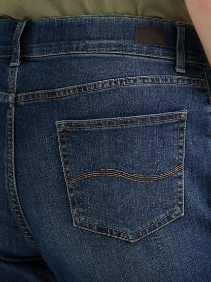 Lee Women's Plus Size Flex Motion Regular Fit 5 Pocket Capri Jean