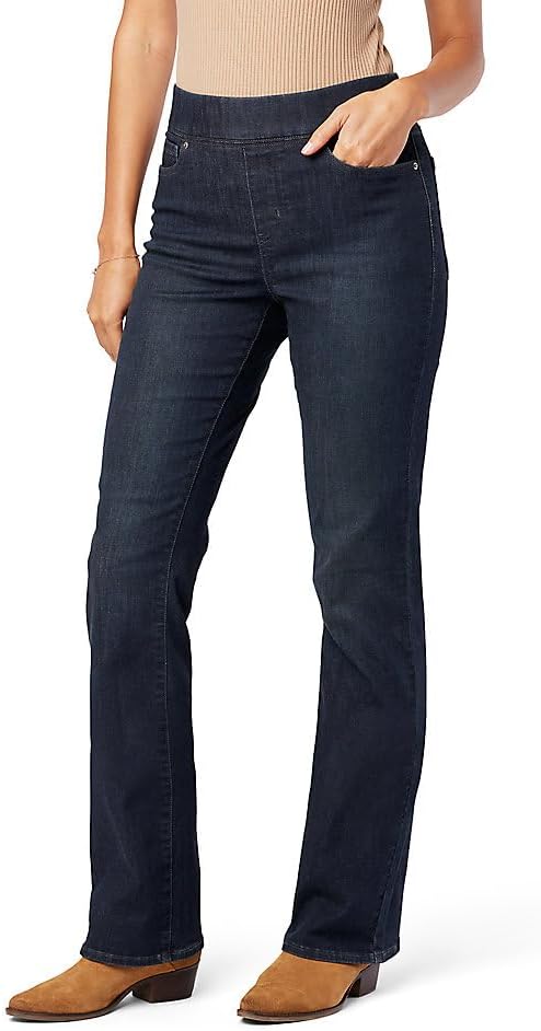 Levi Strauss Signature Gold Women's Totally Shaping Pull-on Bootcut Jeans High-Rise Stretch Denim (Also Available in Plus Size)