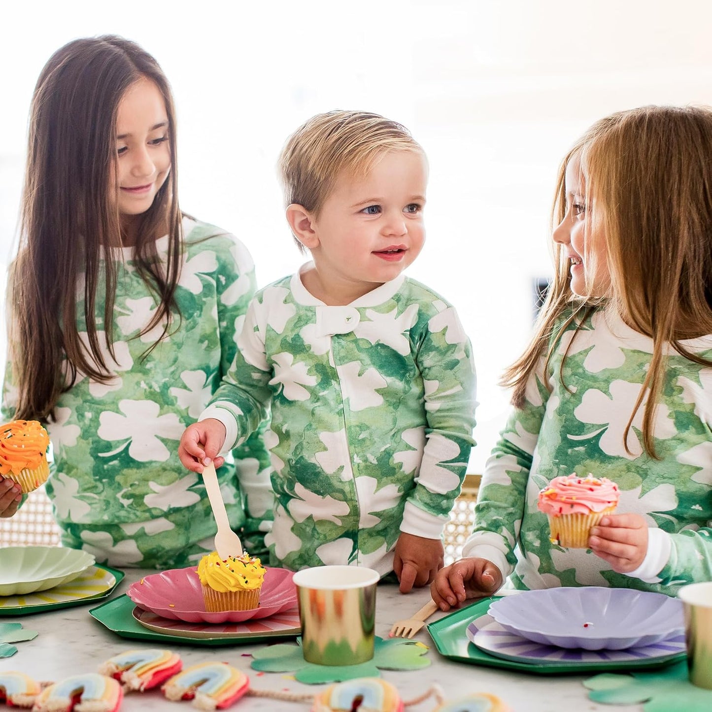 Burt's Bees Baby Girls' 2-Piece Long Sleeve Tee and Pants Organic Cotton Pajama Set