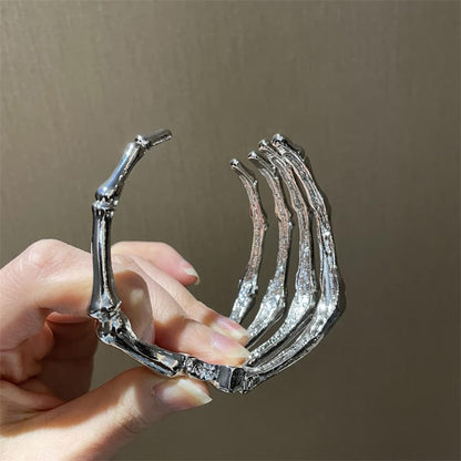 Bethynas Gothic Silver Devil Claw Bracelet Punk Retro Skull Skeleton Bangle Open Bone Arm Cuff Halloween Costume Accessory for Women