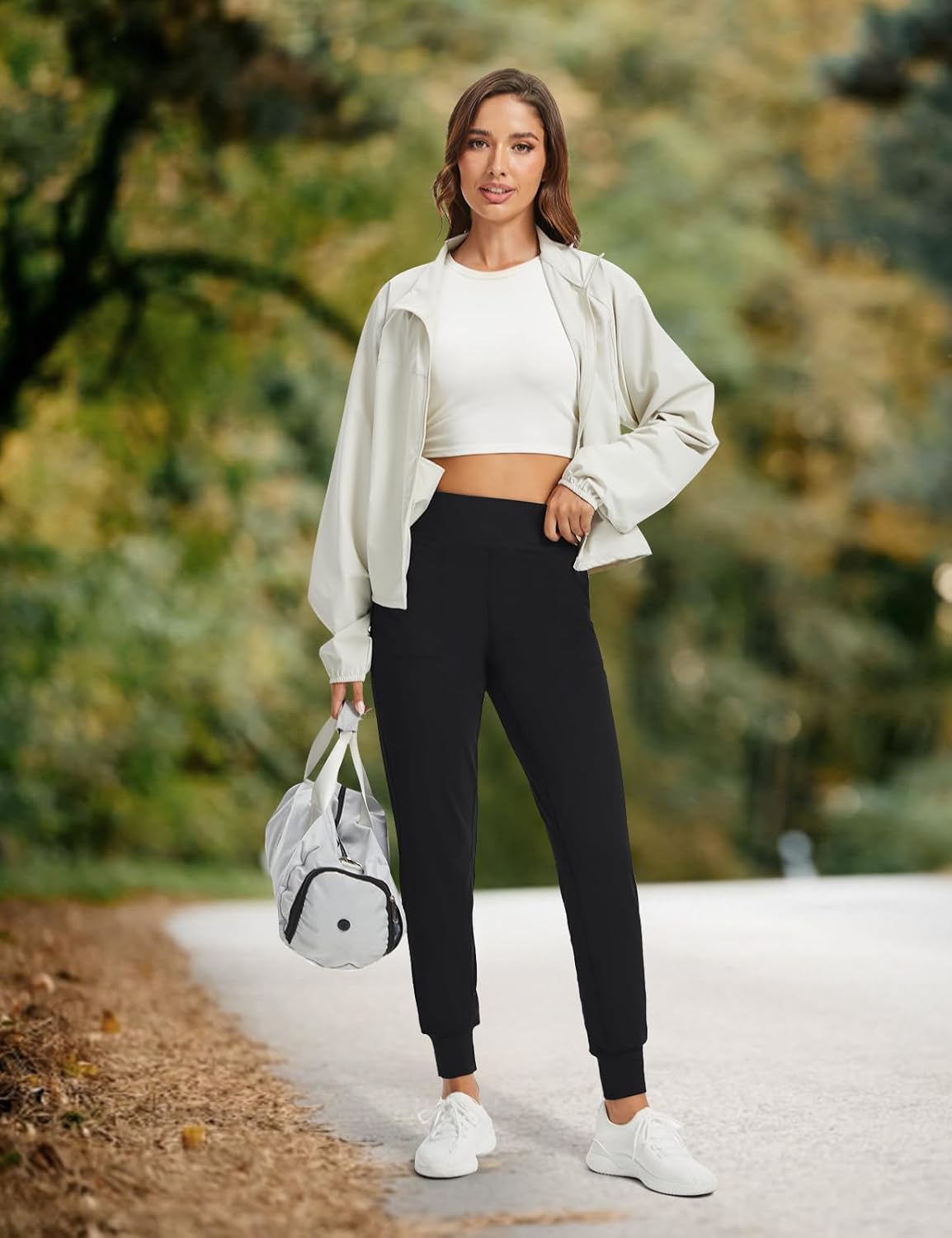 MOVE BEYOND Buttery Soft Women's Yoga Joggers Pants/Capris 4 Pockets High Waist Lightweight Sweatpants Running Lounge Pants