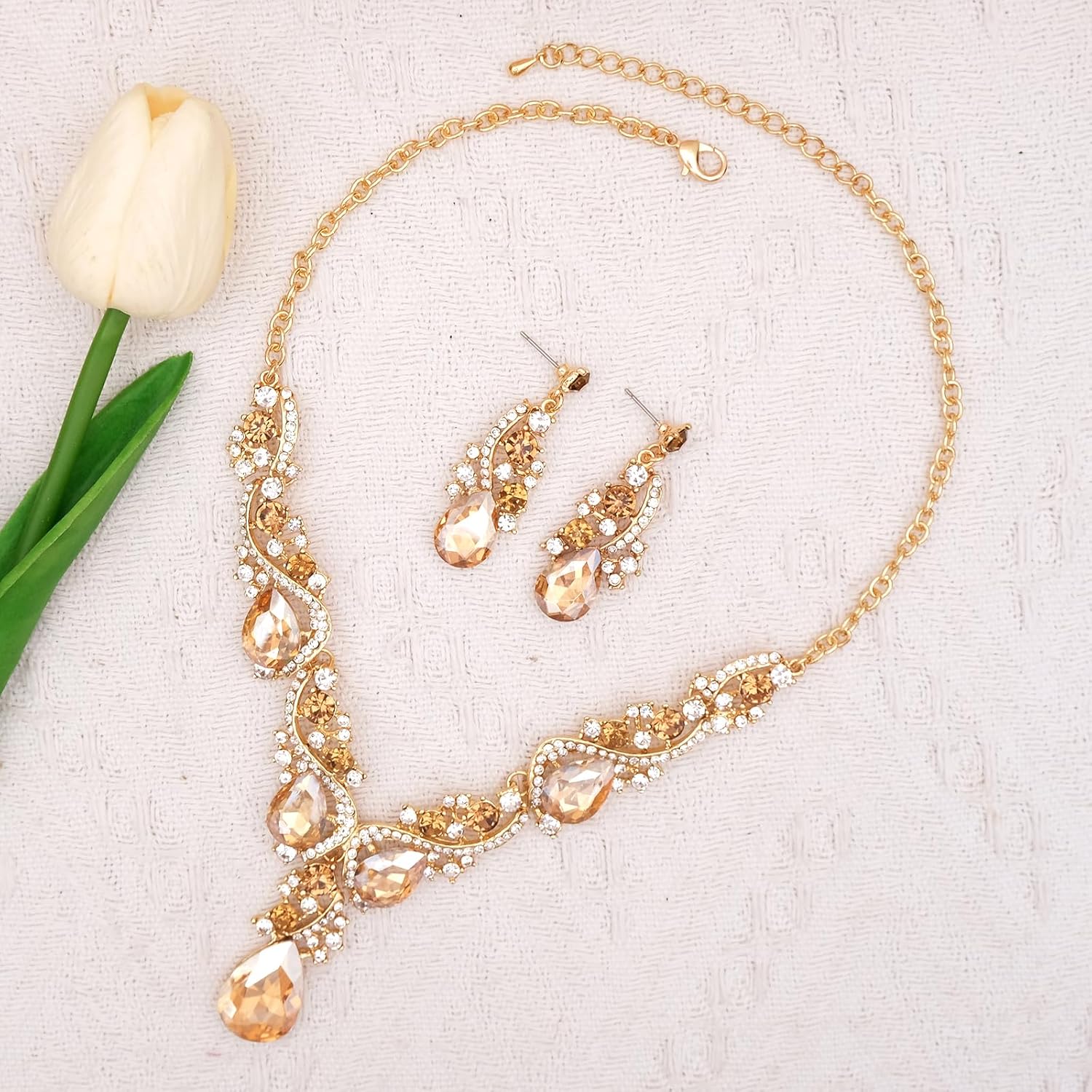 CSY Women's Elegant Bridal Necklace Earrings Stretch Bangle Bracelsts Set for Bride Bridesmaid Wedding Teardrop Crystal Costume Jewelry Sets