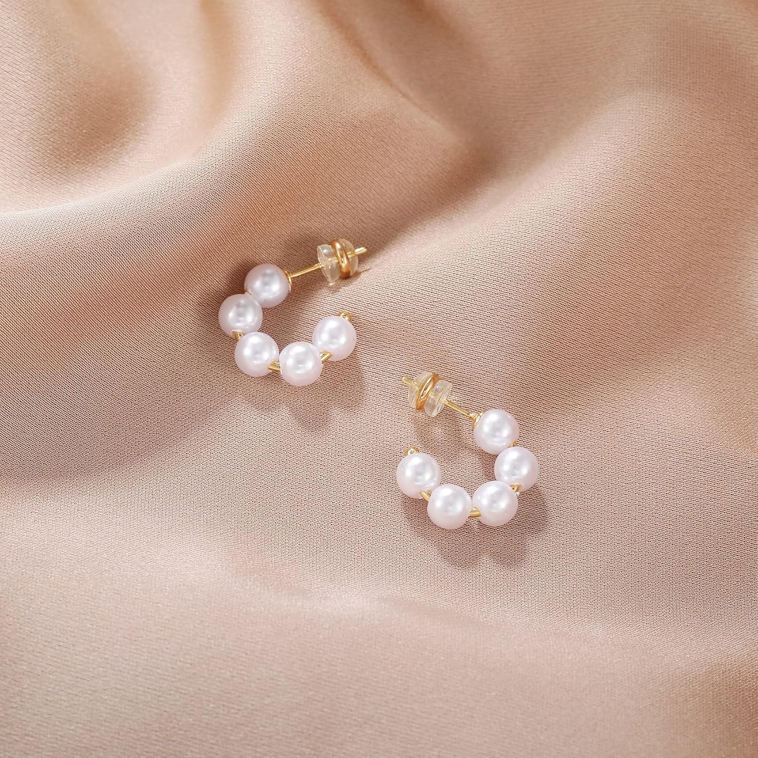 Pearl Hoop Earrings for Women Small Pearl Hoop Earrings Gold Plated Lightweight Open Large Circle Round Pearl Earrings Jewelry Birthday Gift for Women