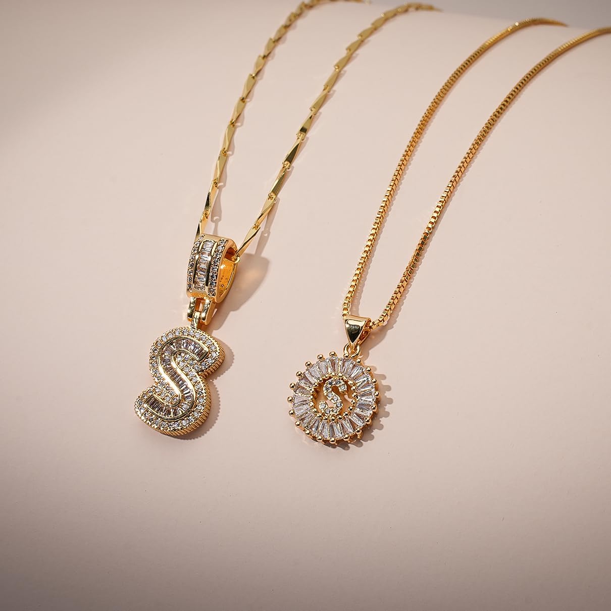 Letter Necklace 14k Gold Plated Bling Dainty Necklaces Trendy Chunky Custom Name Necklace Personalized Round Circle Pendant Zirconia Letters Name Crystal Jewelry Gifts for Women