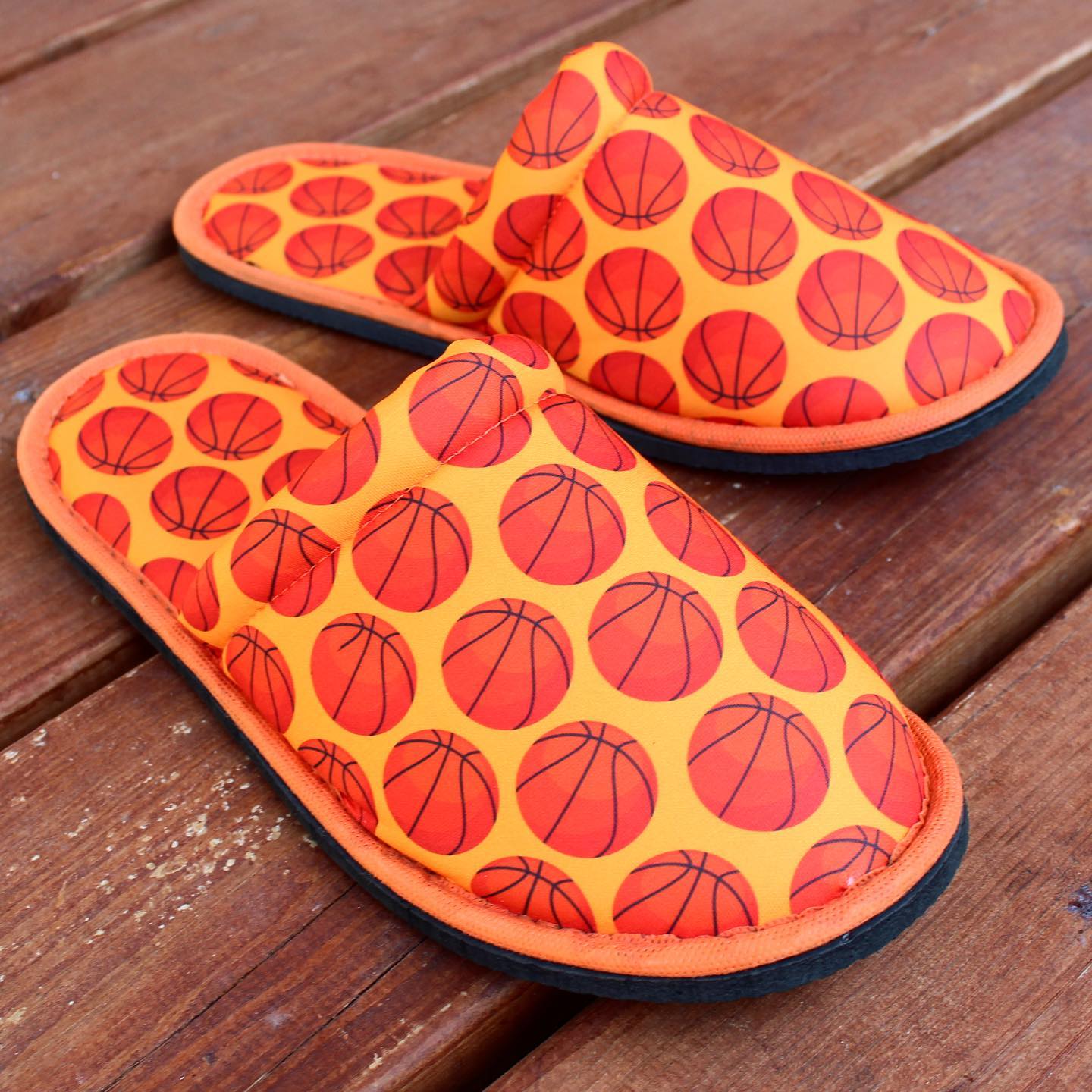 Chochili Men Basketball Home Slippers Red and Orange Lightweight Silent Walk Size 8 to 10 - supplyity
